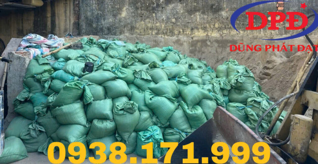 Cát Đóng Bao quân